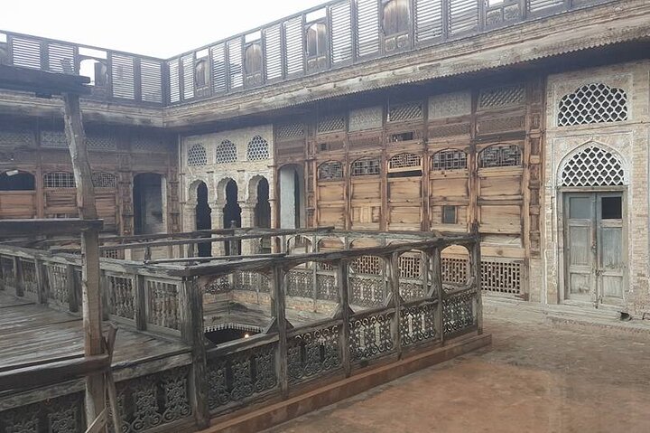From Islamabad: Full Day Historical Peshawar Guided City Tour