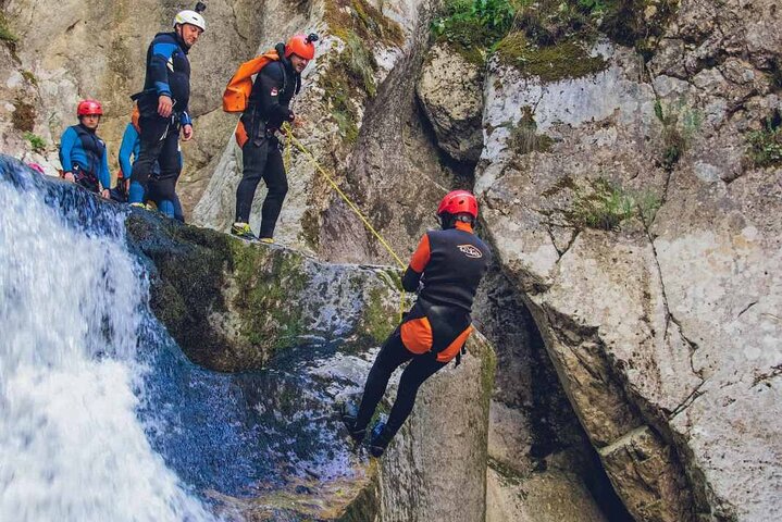 Canyoning tour in Nevidio Canyon