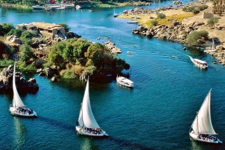 4-Day 3-Night Nile Cruise from Aswan to Luxor&Abu Simbel+Balloon