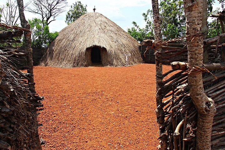 From Bujumbura: Private Day Tour-Gitega-Gishora Drum Sanctuary