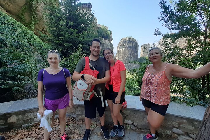 4-Hour Tour Morning Highlights of Meteora on E-Bike