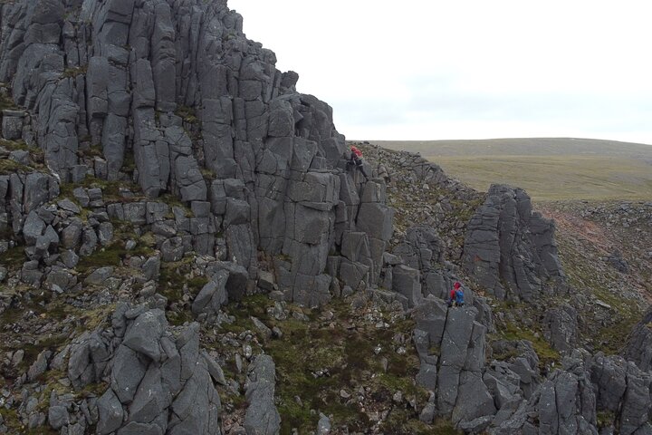Private Guided Ridge Scrambling Experience in the Cairngorms