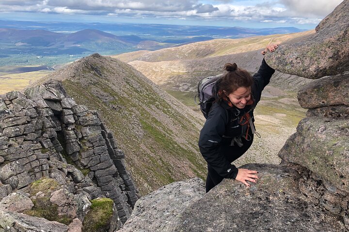 Private Guided Ridge Scrambling Experience in the Cairngorms