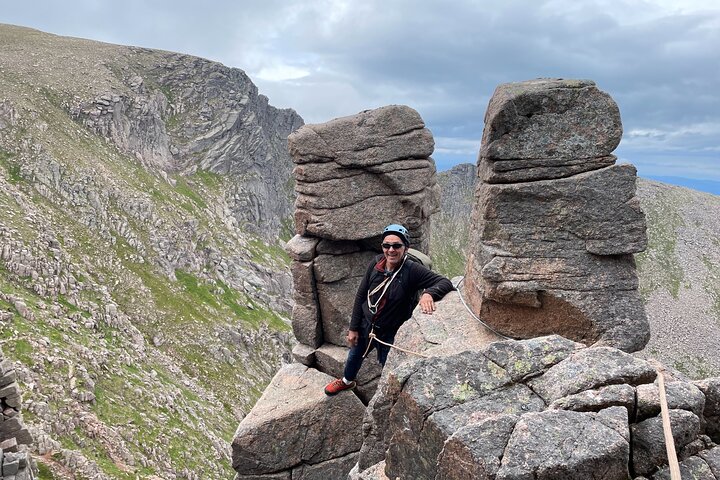 Private Guided Ridge Scrambling Experience in the Cairngorms