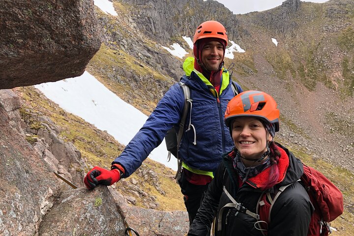 Private Guided Ridge Scrambling Experience in the Cairngorms