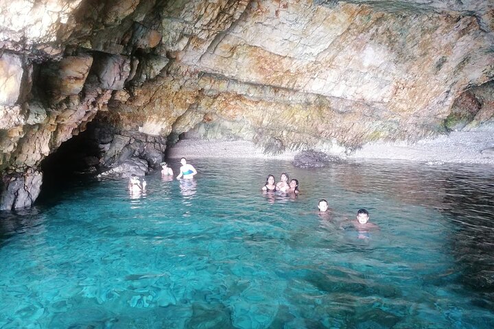 Polignano a Mare: Boat Tour of the Caves - Small Group