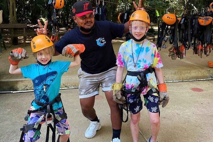 Full-Day Exploration, Mayan Temple, Belize Cave Tubing and Zip Line
