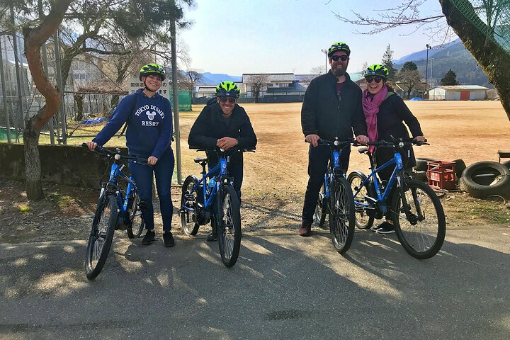 Half Day Private Rural E-Bike Tour in Hida