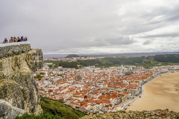Fátima, Nazaré & Medieval Óbidos: Private Day Trip from Lisbon