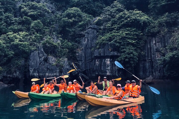 Lan Ha - Ha Long Bay - Dau Be island 2D/1N from Cat Ba in less touristy areas.
