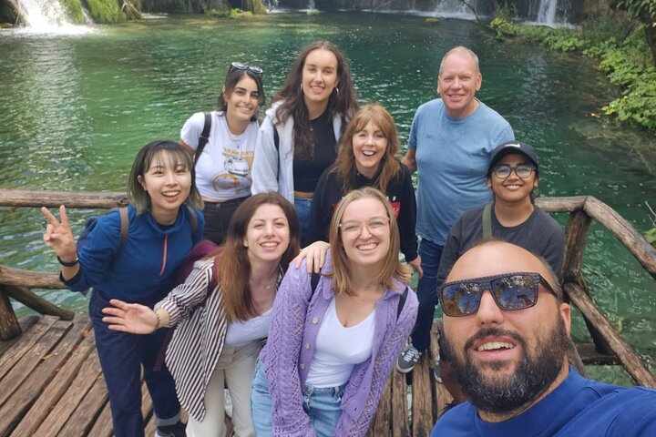 Zagreb: Plitvice Lakes & Rastoke Guided Day Trip with Ticket