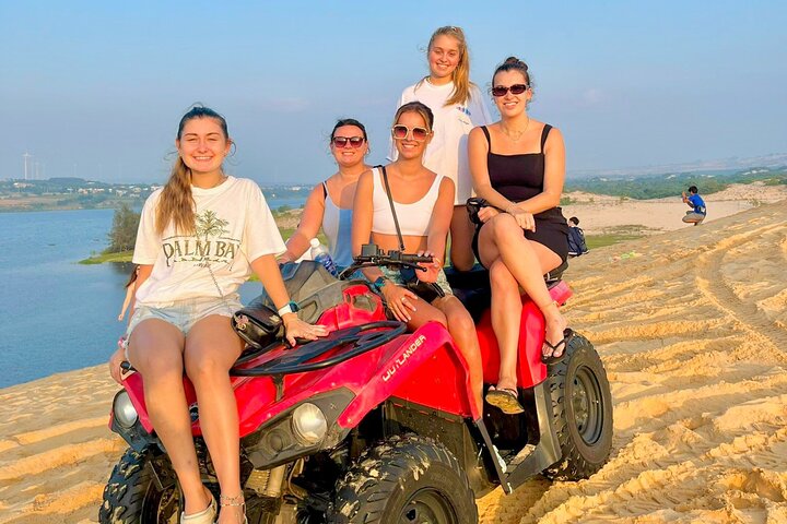 Mui Ne: Sand Dunes Jeep Tour Friendly Service with ATV Option