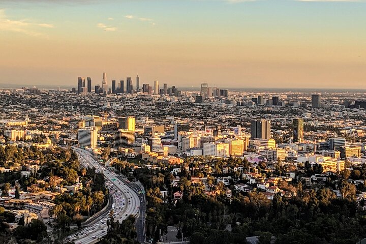 Luxury full day Los Angeles Tour – Private SUV Experience