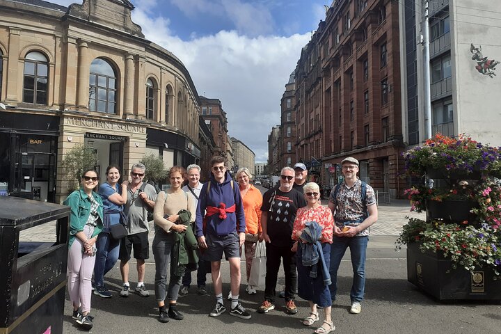 Glasgow City Centre Walking Tour with Local Guide