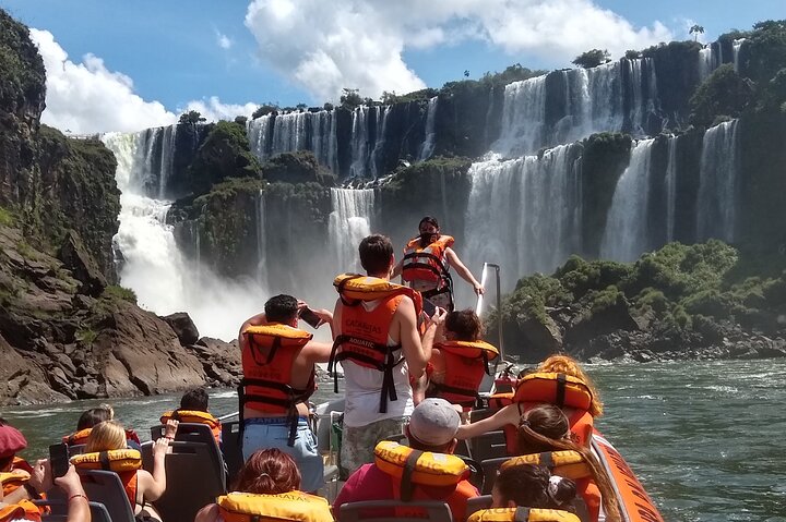 Iguazu Falls: Argentinian Side with Boat Ride, Jungle-truck and Train