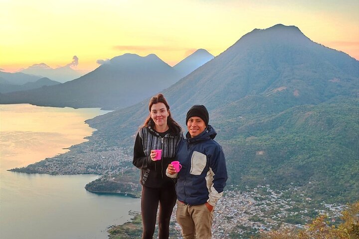 Sunrise Hike Tour on Indian's Nose Mountain