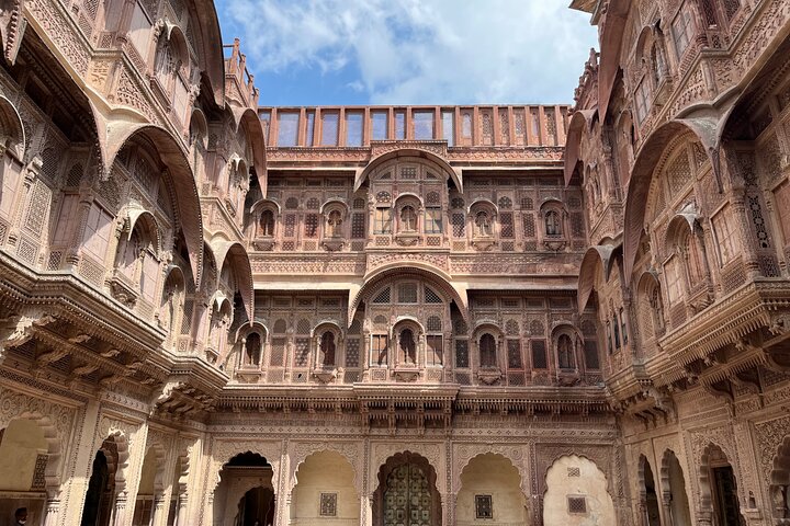 Jodhpur Blue City with Mehrangard Fort Hotel Pickup and Drop