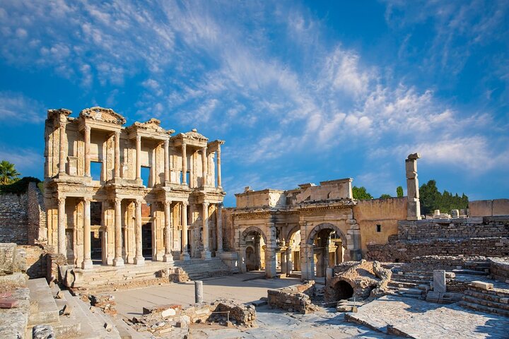FROM IZMIR Cruise Port: Ephesus and Mary's House Private Tour