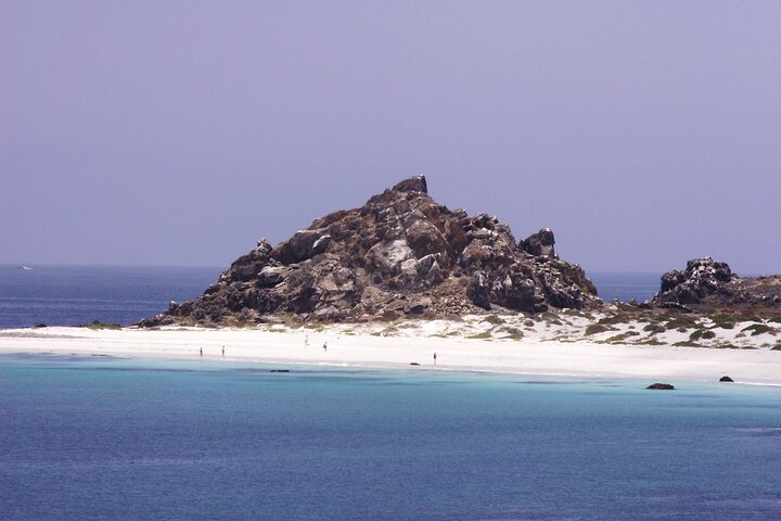 Hiking Ladies Island/Sailing 3 Islands Humboldt Penguin Reserve