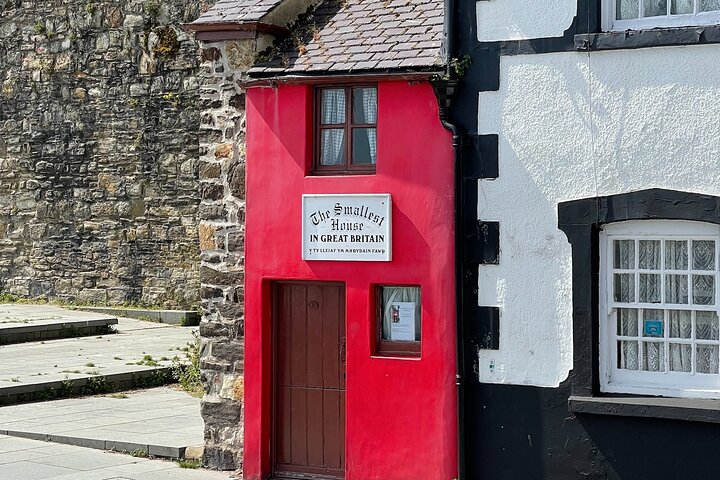 Conwy Tour App Hidden Gems Game and Big Britain Quiz UK