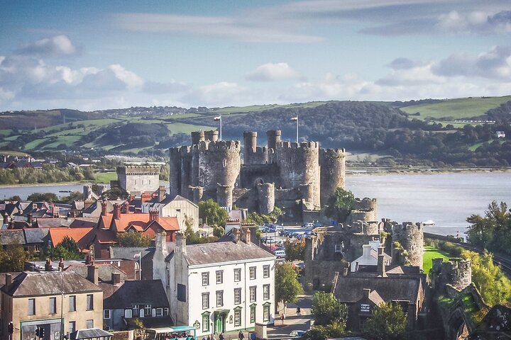 Conwy Tour App Hidden Gems Game and Big Britain Quiz UK