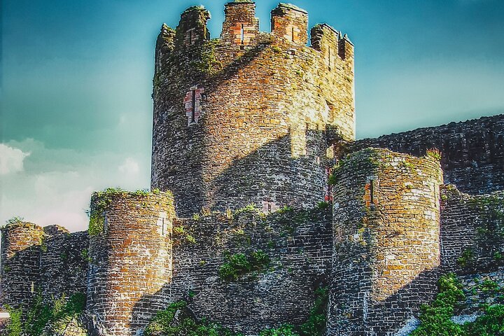 Conwy Tour App Hidden Gems Game and Big Britain Quiz UK