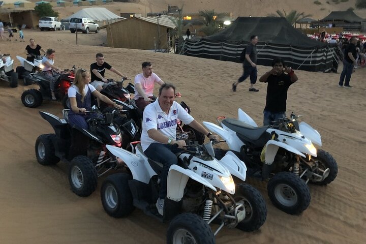2-Hour Quad Biking Guided Tour in the Desert of Ras al Khaimah