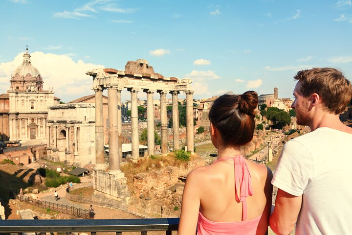 Rome: Colosseum, Roman Forum and Palatine Hill Guided Tour
