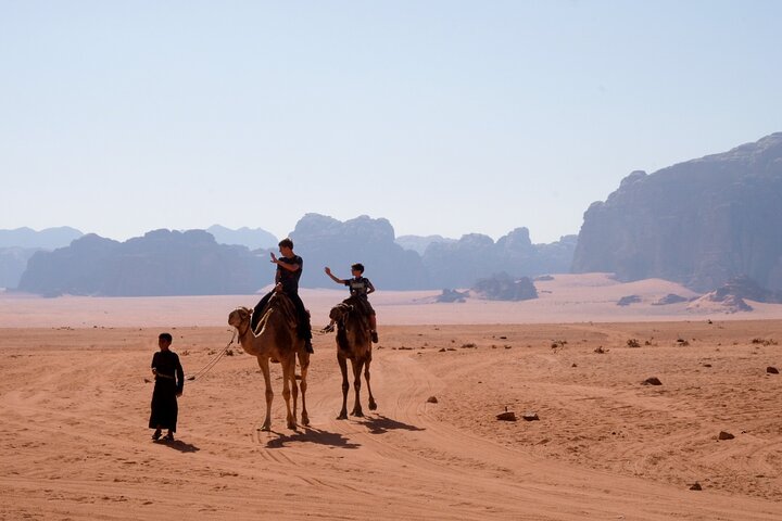 Full Day Jeep Tour in Wadi Rum (incl. Bedouin picnic lunch)