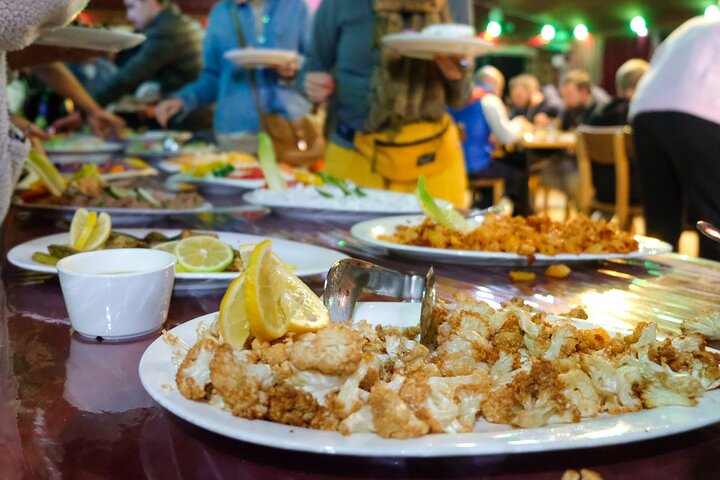 Full Day Jeep Tour in Wadi Rum (incl. Bedouin picnic lunch)