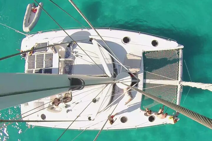 Full-Day Catamaran Tour through Tayrona