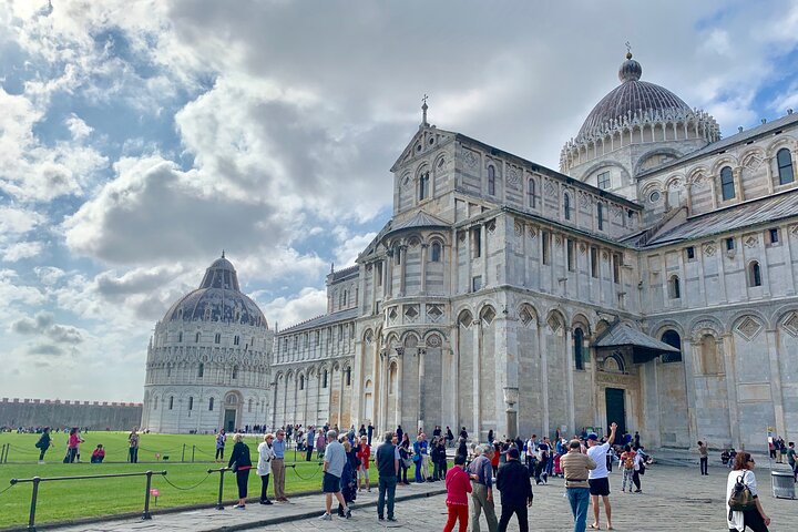 From La Spezia to Pisa with optional Leaning Tower Ticket