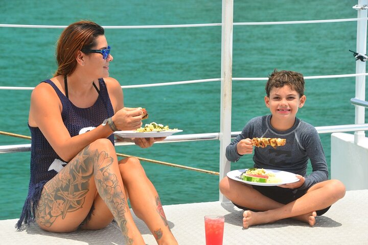 Flamingo, Guanacaste All Inclusive Catamaran Snorkel Adventure