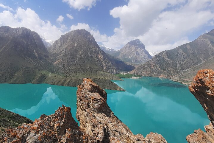 Private Full-Day Tour to Iskandarkul