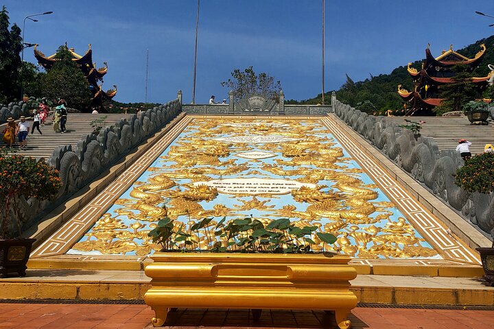 Full-Day Private Guided Tour in Phu Quoc Island with Hotel Pick Up