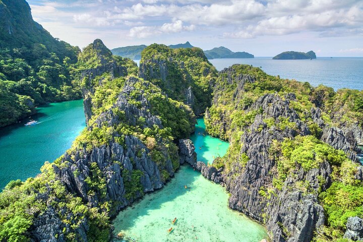 El Nido Tour D - Lagoons & Beaches Premium tour(Private / Shared)