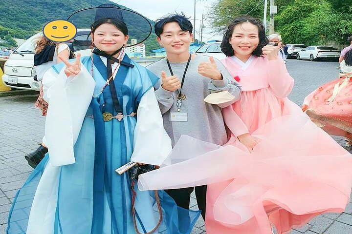 Private Busan Tour - Explore Landmarks with a Licensed Guide