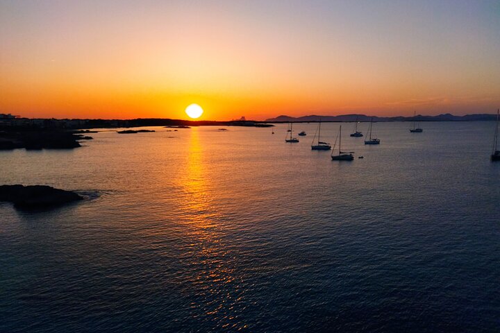 Formentera & Espalmador: Full-Day Private Sailboat Trip