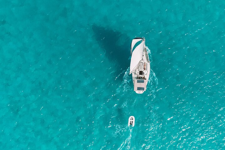 Formentera & Espalmador: Full-Day Private Sailboat Trip