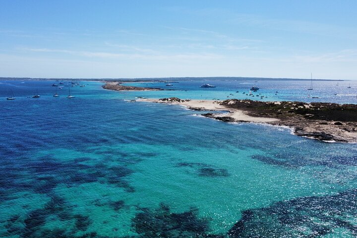 Formentera & Espalmador: Full-Day Private Sailboat Trip