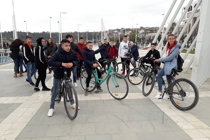 Bike tour in Belsh City