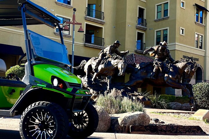 1.5 Hour Stretch Limo Golf Cart Tour, Ultimate Old Town Exploration