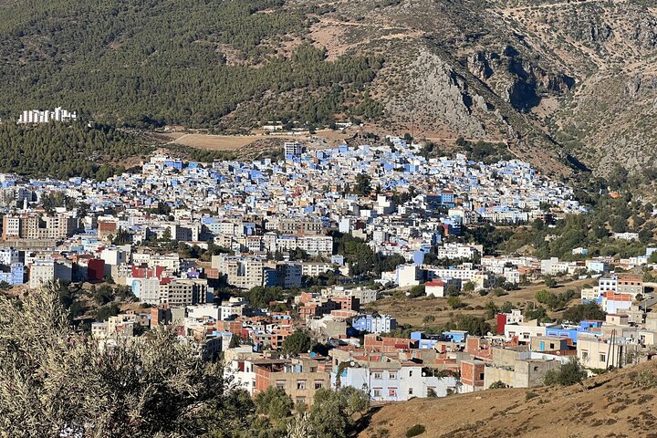 Day Trip from Casablanca to Chefchaouen With Tour Guide included