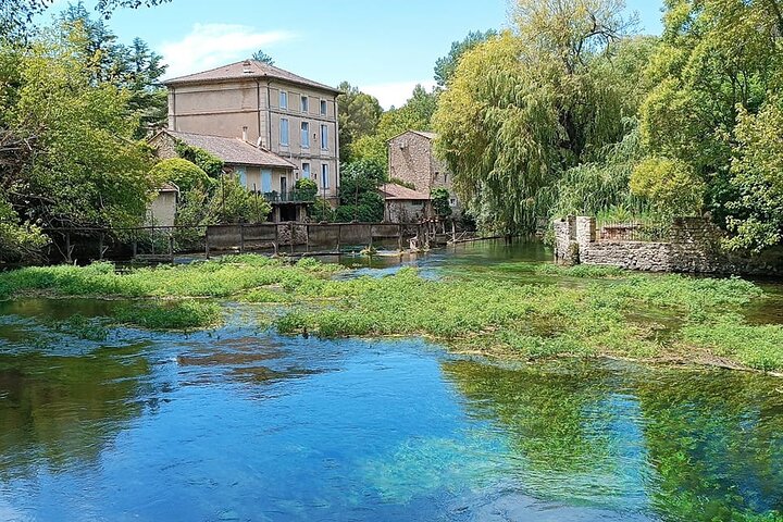 Private Tour Perched Villages of Luberon & (LAVENDER JUNE/JULY)