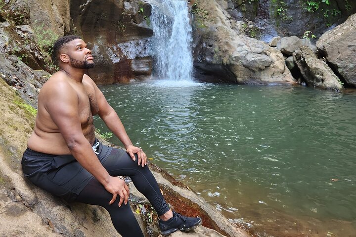 Tamanique Waterfalls Complex Trek + El Tunco Beach