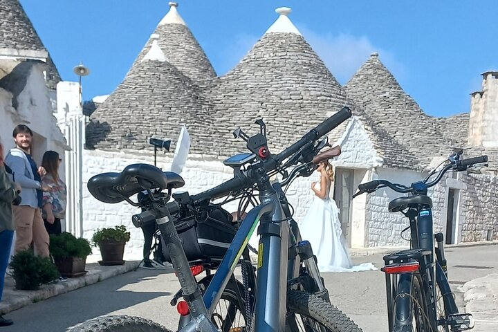 Discovery Villages Puglia With Ebike