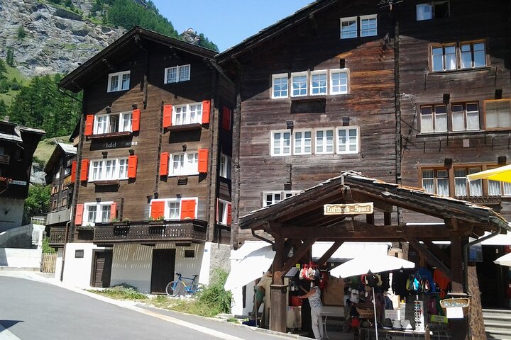 The Best of Zermatt: Guided Small Group Village Walk