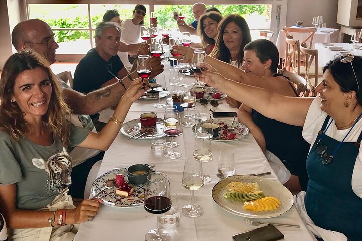 Douro: luxury walking tour with lunch at Quinta da Pacheca
