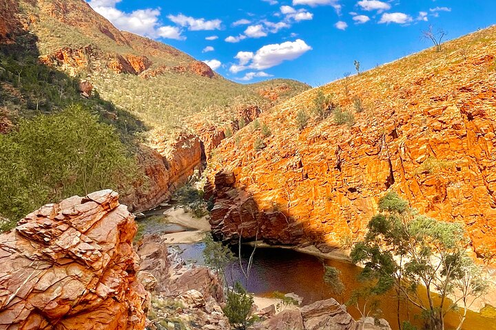West MacDonnell Ranges & Standley Chasm Day Trip from Alice Springs