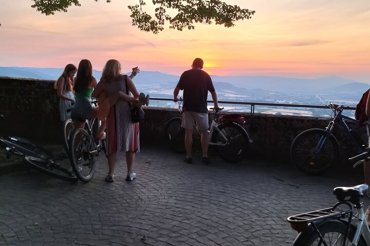 Orvieto by Evening: Small Group e-Bike tour with Dinner